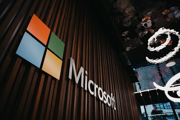 Estudo da Microsoft revela impacto da Inteligência Artificial no pensamento crítico