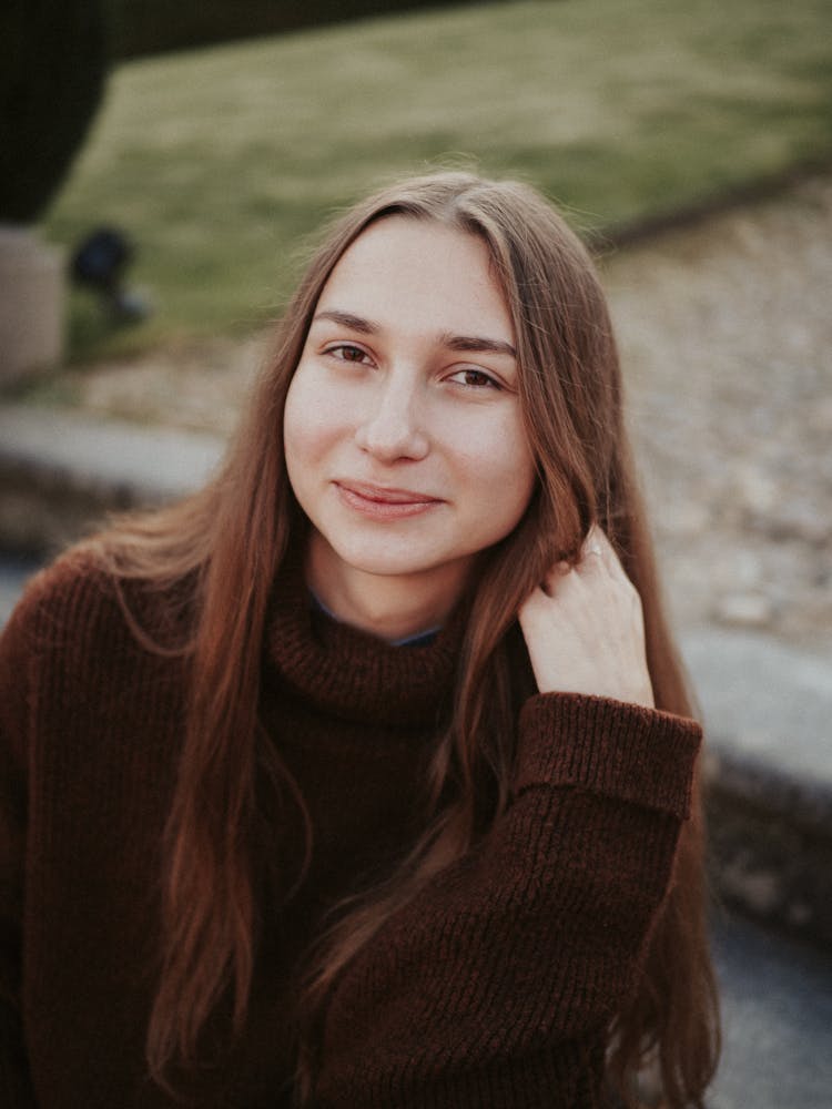 Nice Smiling Blond Girl 