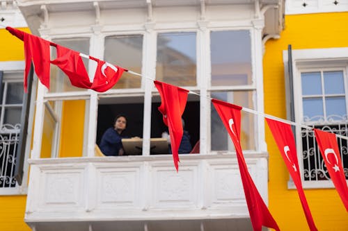 asılı, bağımsızlık, bayraklar içeren Ücretsiz stok fotoğraf