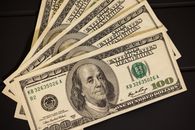 100 Us Dollar Bill