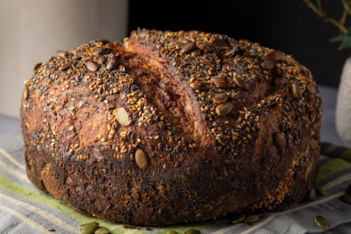 Baked Bread with Sesame and Pumpkin Seeds