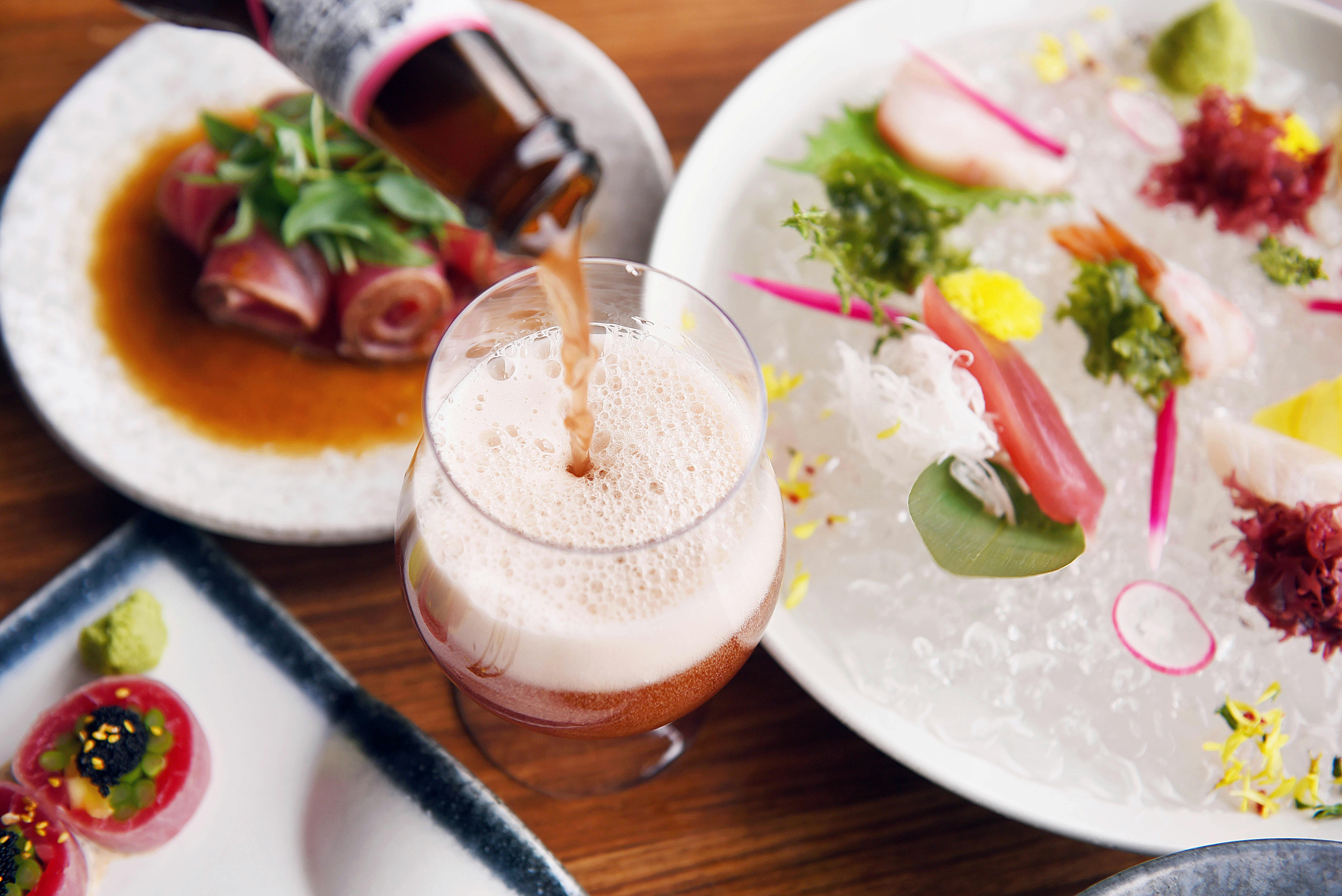 신생아의 발 이미지