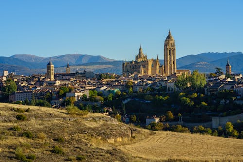 Foto profissional grátis de arquitetura medieval, castelo, castelo de segóvia