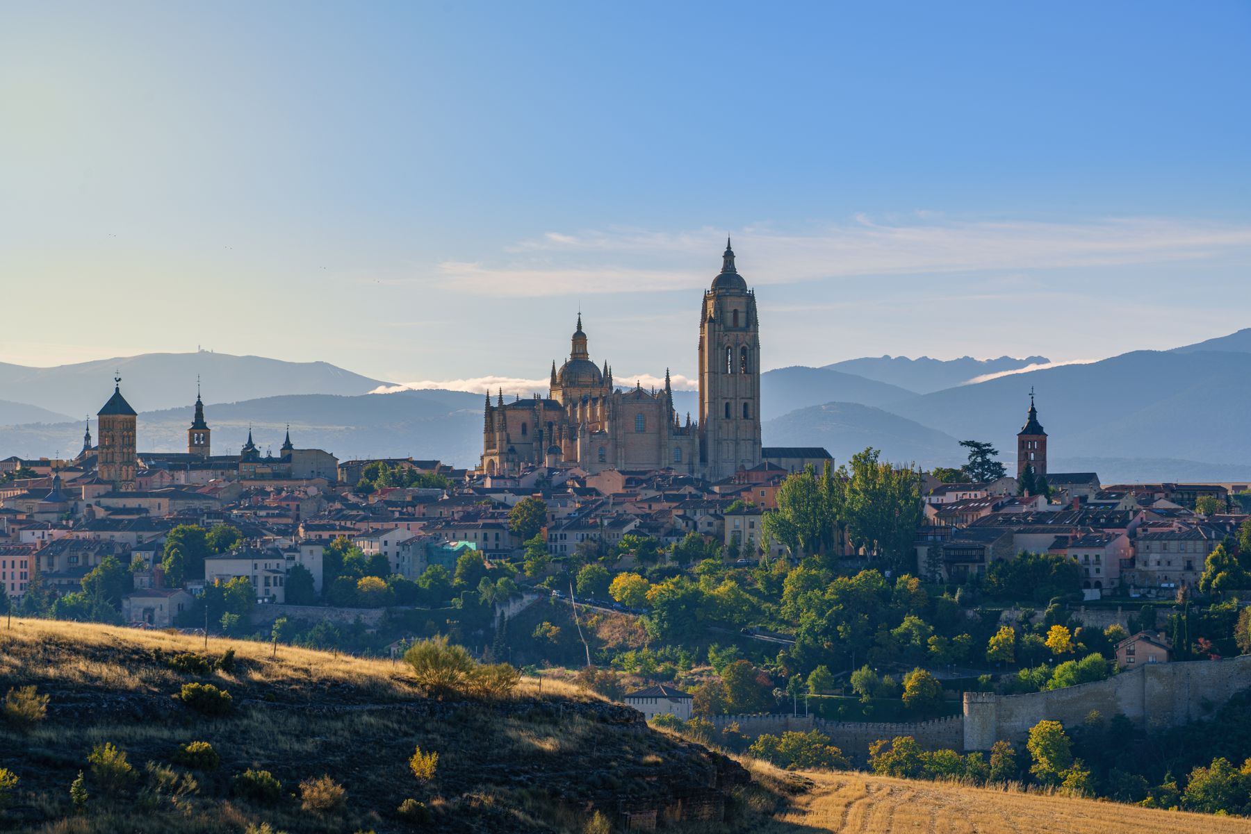 Getting to Segovia in November: Transport and Parking Basics
