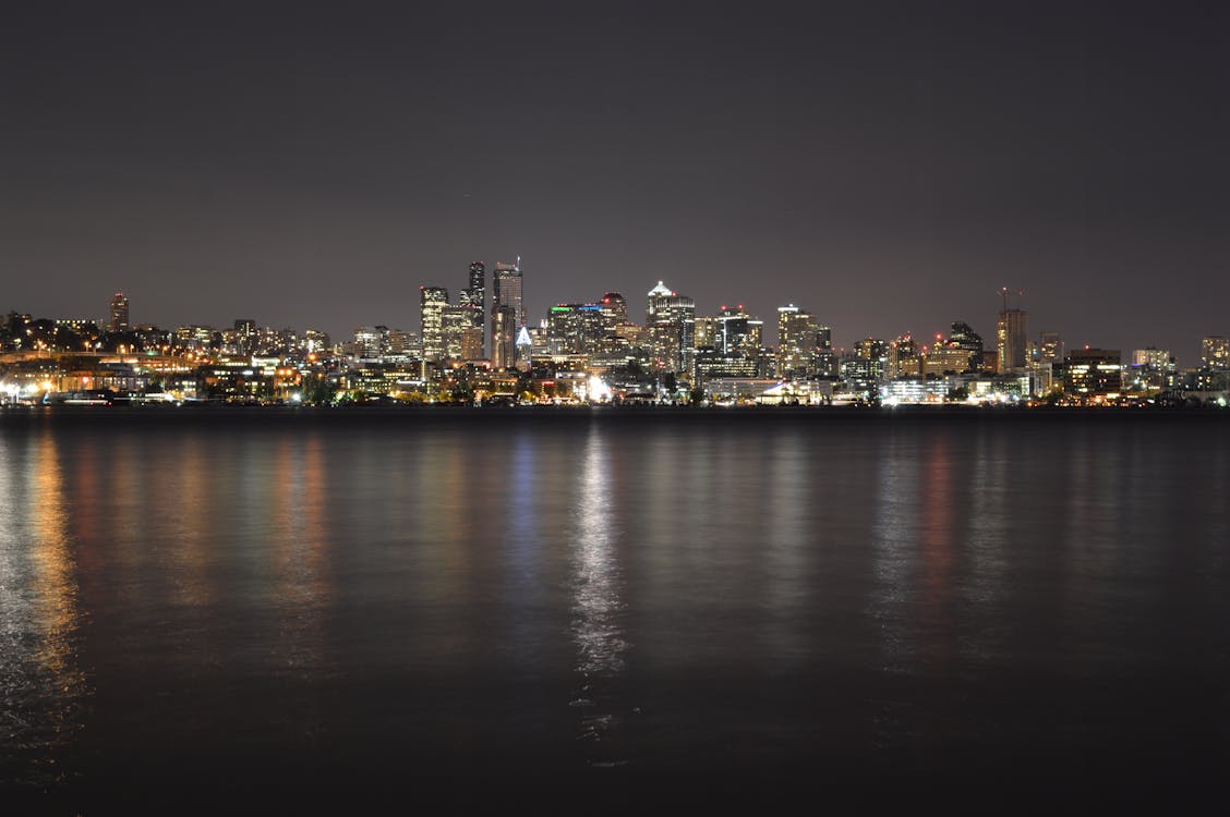 Foto d'estoc gratuïta de city_skyline, seattle, silueta urbana