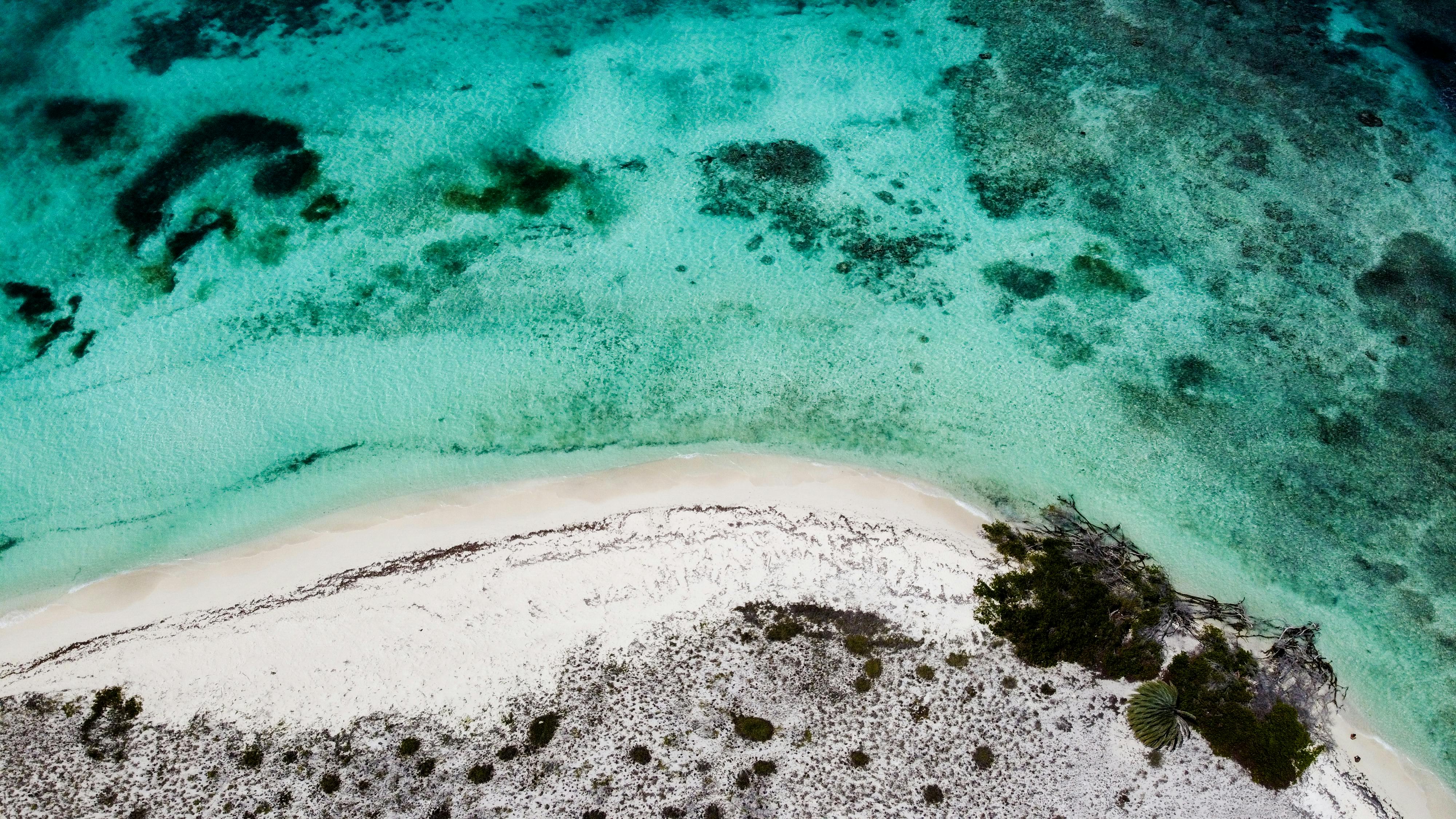 Why Visit Eleuthera in Eleuthera