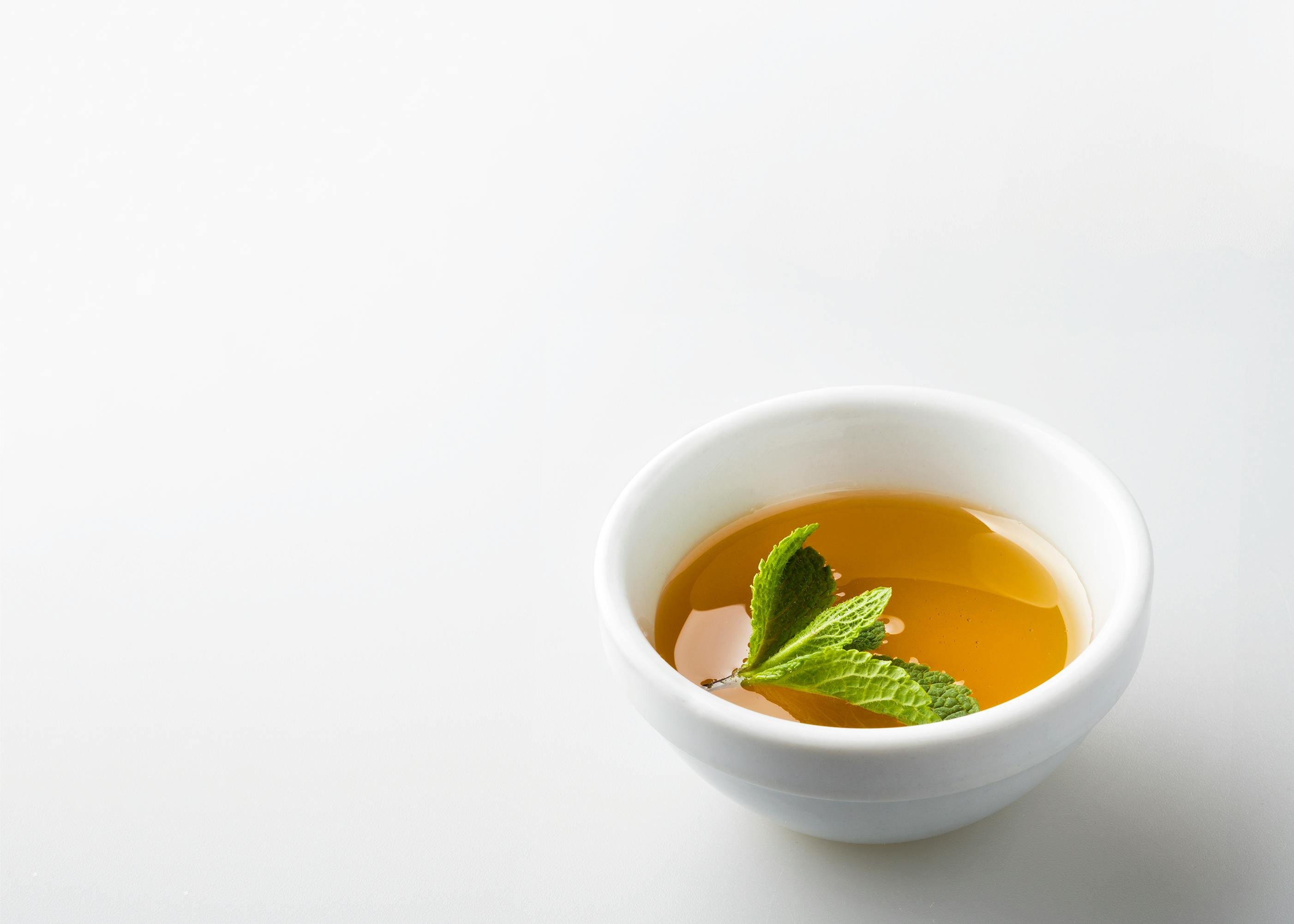 Drinking Green Tea is Good or Bad - Understanding the Health Benefits and Risks