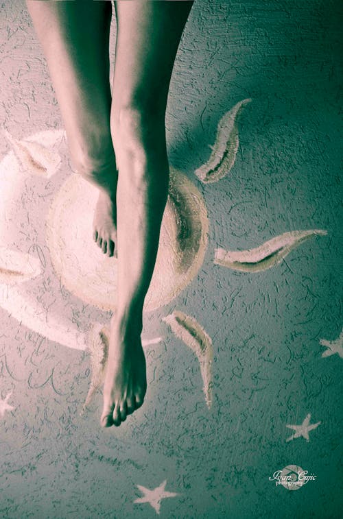 Бесплатное стоковое фото с ноги, солнце