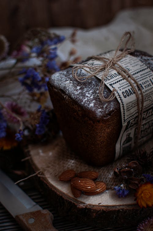 Cake and Almonds 