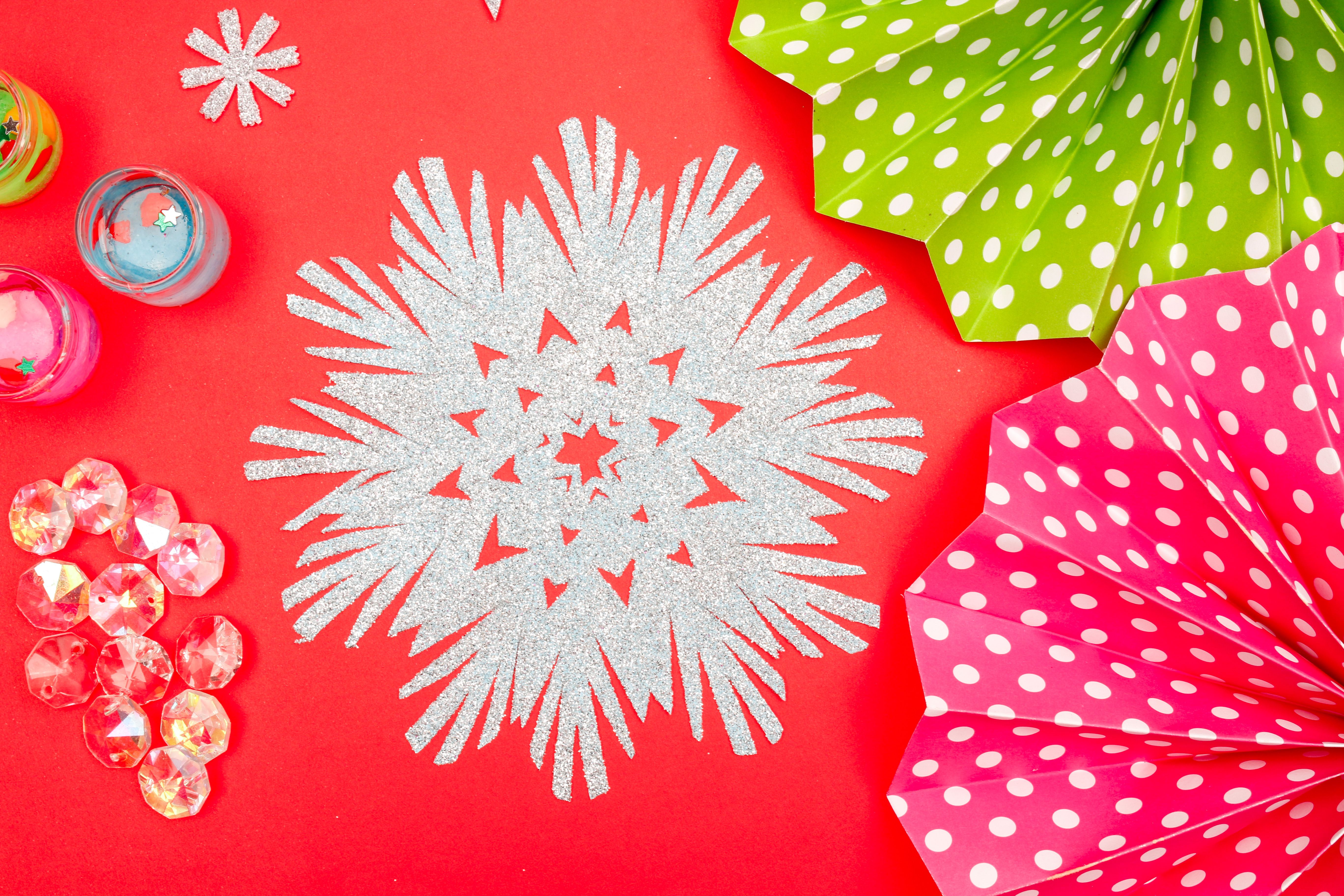 Silvester-Deko-Ideen: 5 kreative DIY-Anleitungen für Zuhause — Hero-Aufnahme — Silvester-Deko-Ideen DIY-Anleitungen