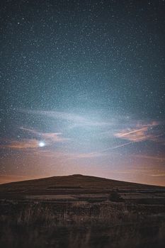 Elegante Szene mit Himmel & Nacht – Anime Art