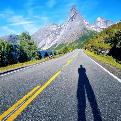 Gratis lagerfoto af alpinism, bjerg, bjergbestigning