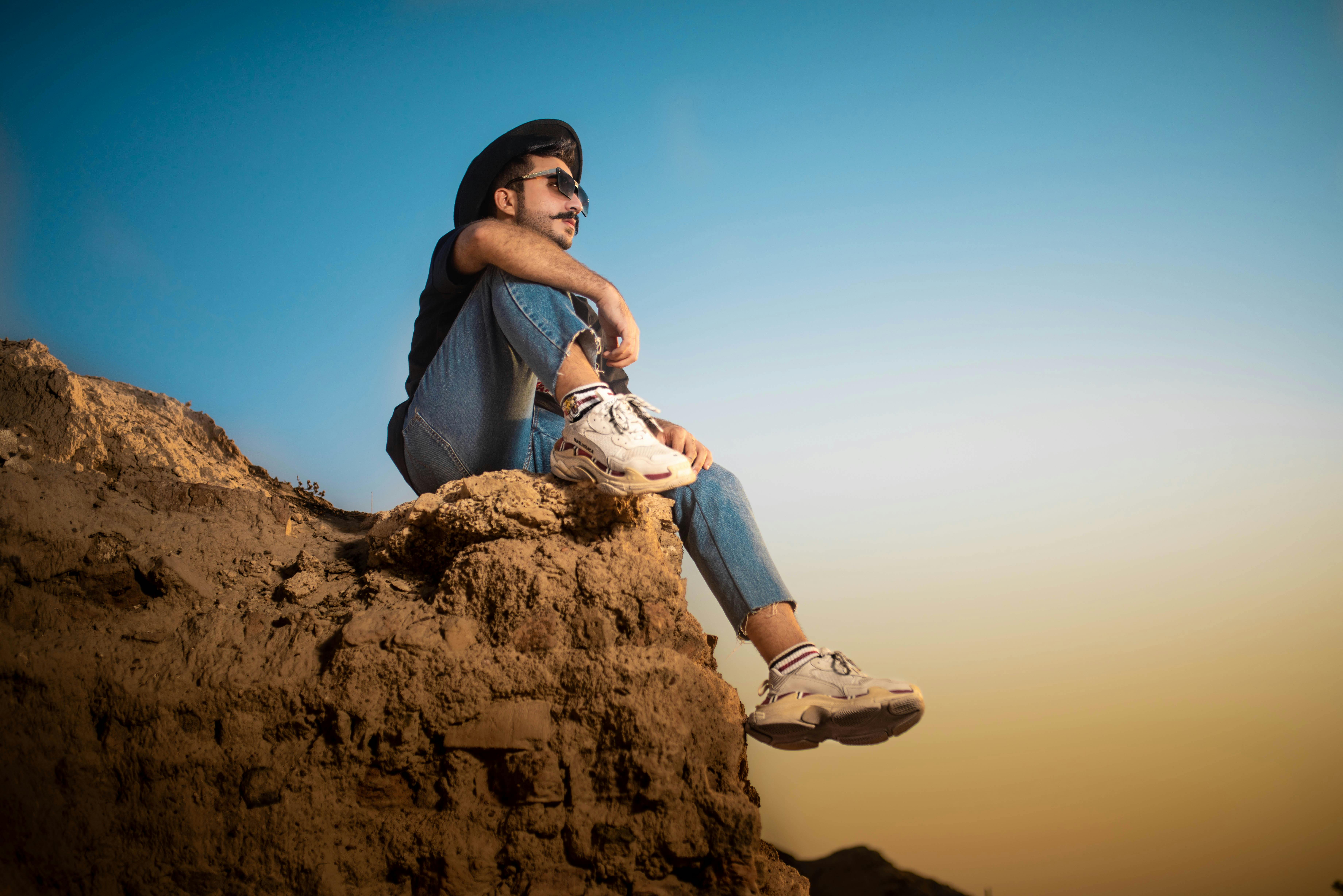 Opinion | Life Is Too Short for Frequent-Flyer Miles — Photo by zaid  mohammed on Pexels