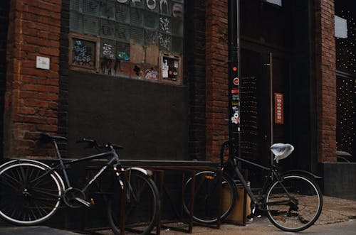 คลังภาพถ่ายฟรี ของ จักรยาน, ทางเท้า, เมือง