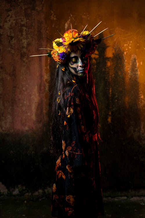 Woman in Traditional Dia de los Muertos Makeup · Free Stock Photo