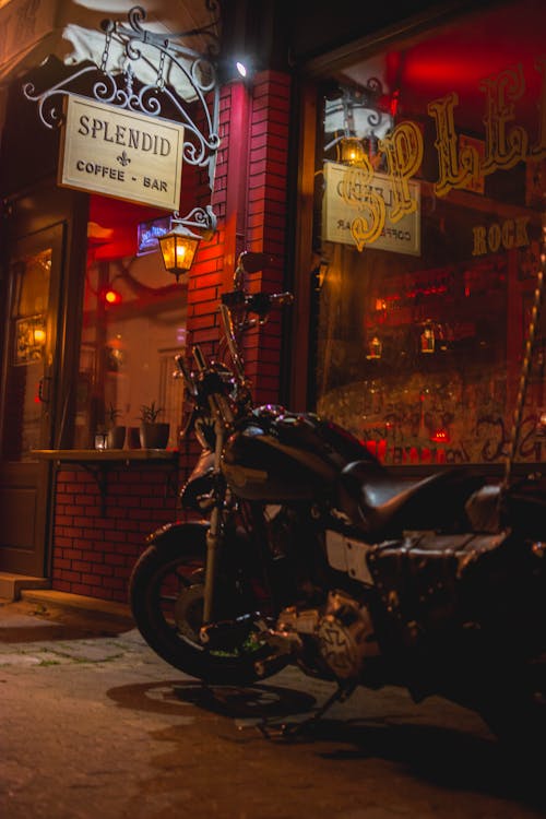 Fotos de stock gratuitas de bar cafetería, motocicleta