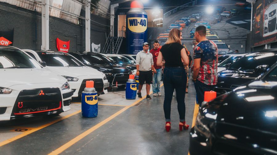 How to Run a Successful Garage Sale From Start to Finish