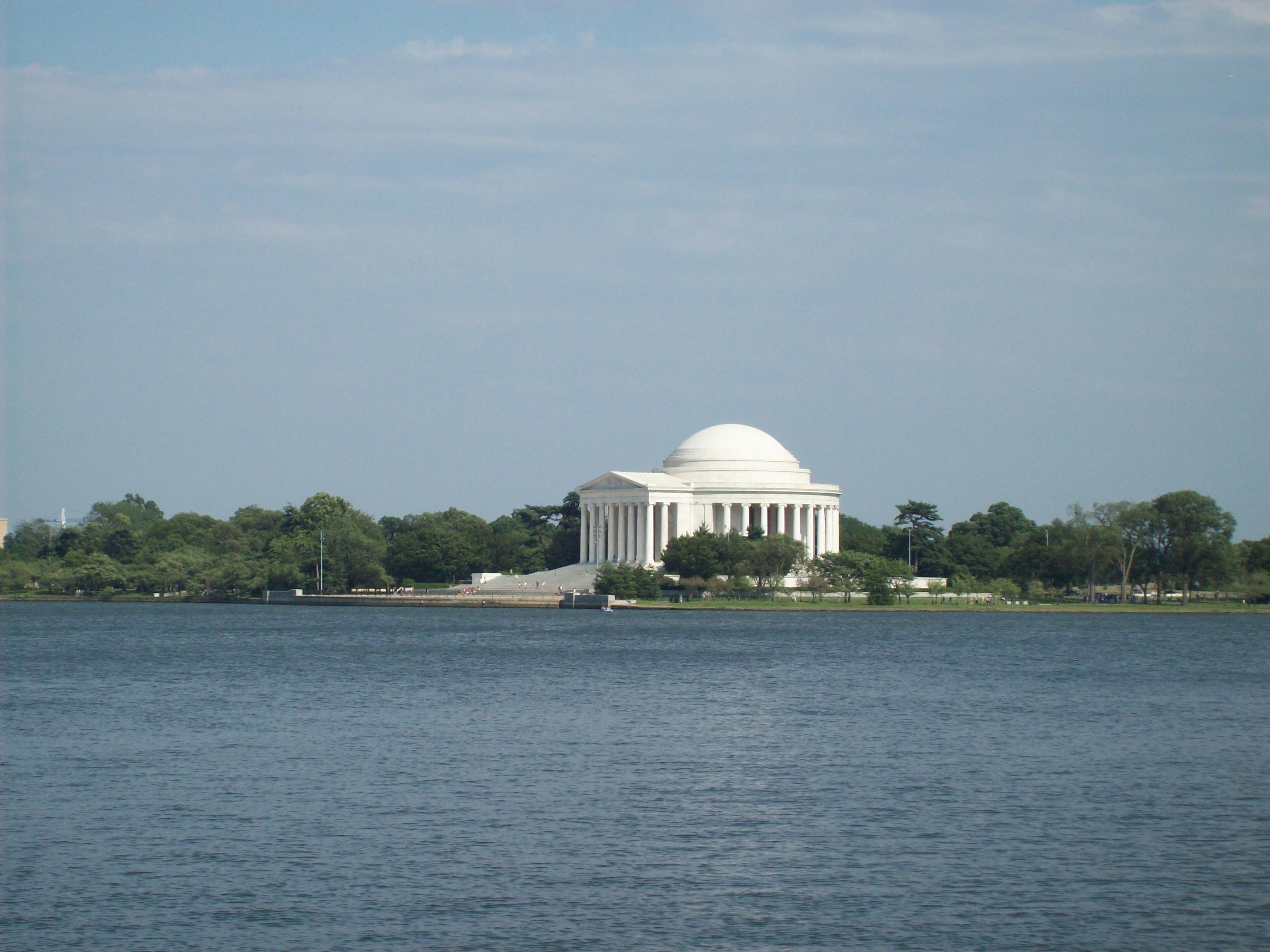 A vibrant Turkish bazaar showcasing spices and goods
