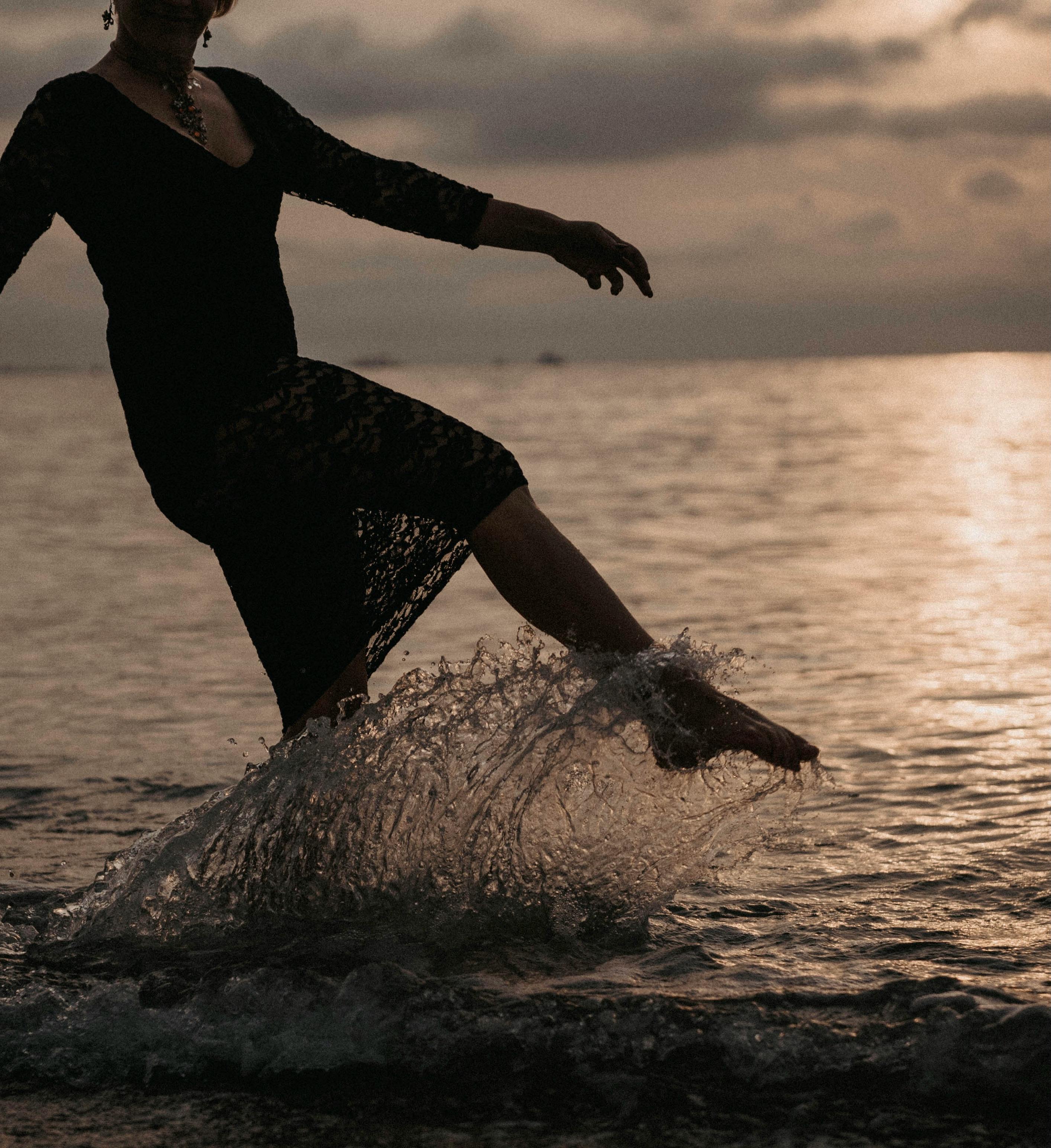 black dresses water ELOISE MINI – Shore main image 0
