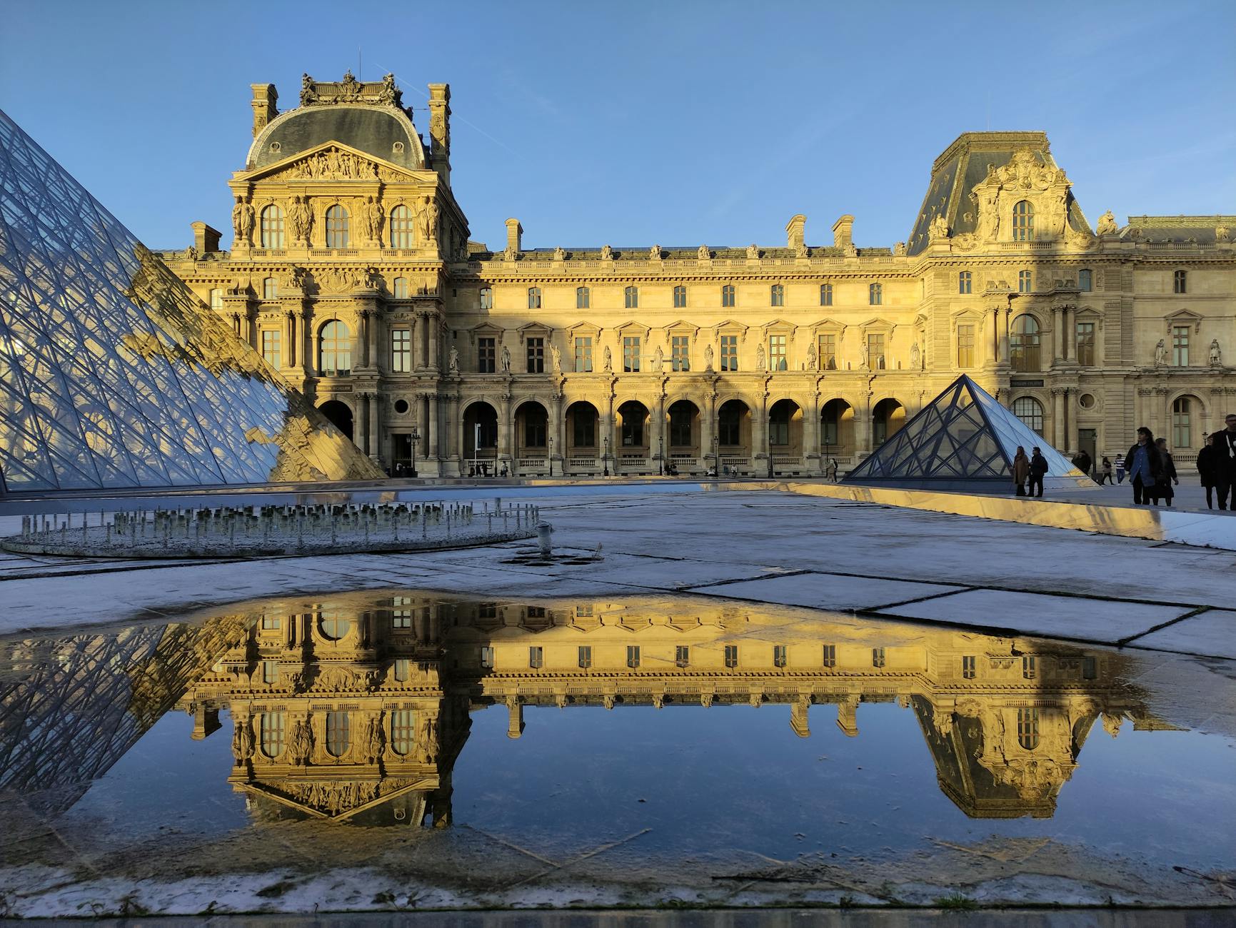 루브르 박물관 갤러리 이미지