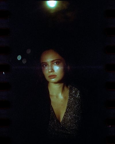 Night portrait in a sparkling dress, photo by Nurlan Tortbayev on Pexels