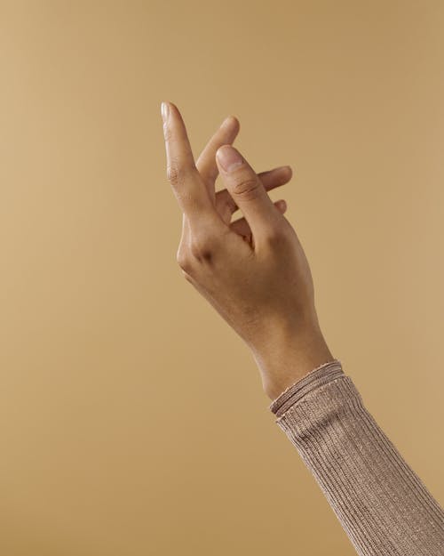 Fotobanka s bezplatnými fotkami na tému gesto, prsty, ruka