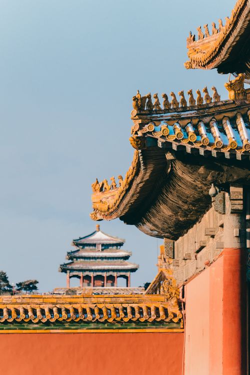 Free Close-up of ornate Chinese temple roofs showcasing vivid colors and intricate details. Stock Photo