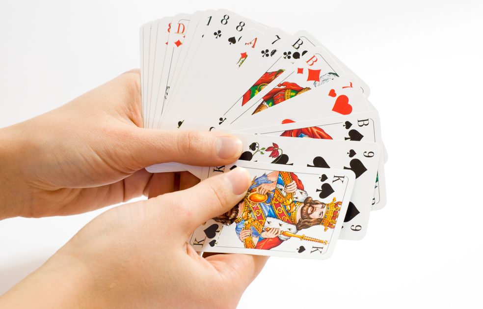 Online Casino: Spielautomaten und Live-Spiele im Überblick