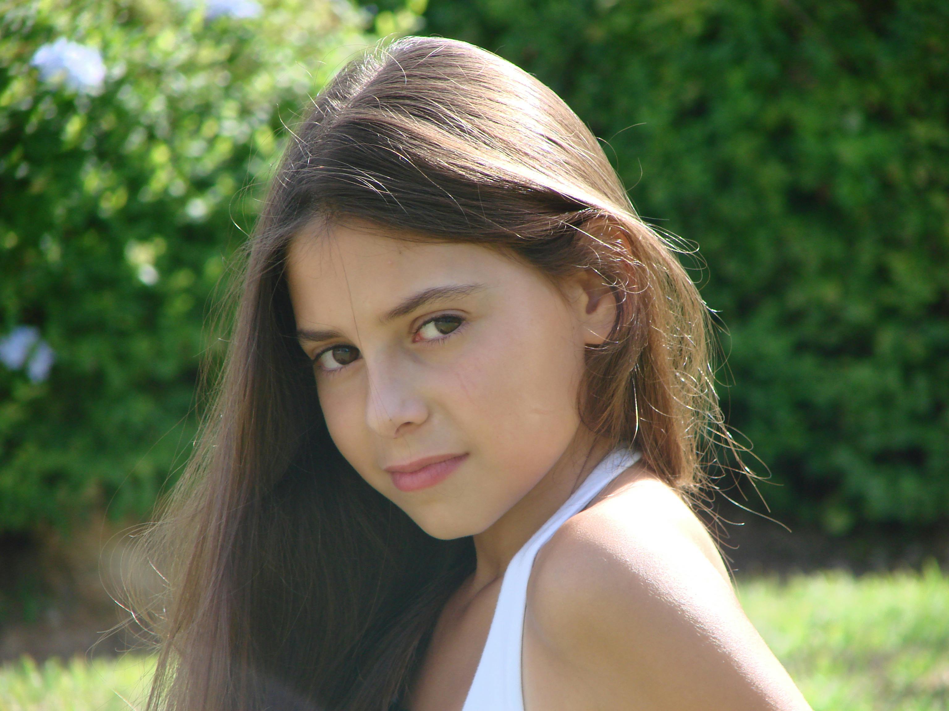 Free stock photo of young girl closeup looking at camera