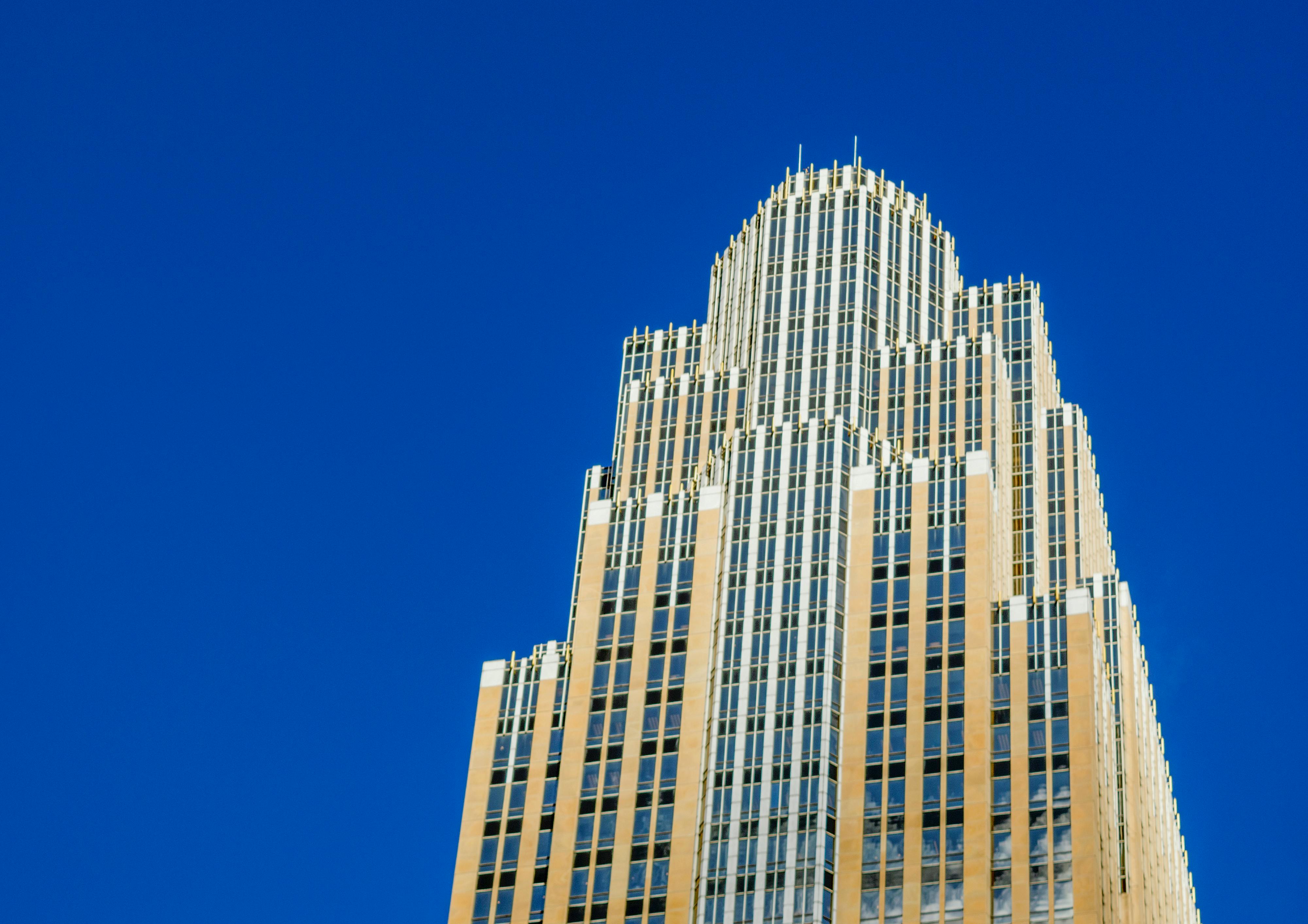 Brown Highrise Building · Free Stock Photo