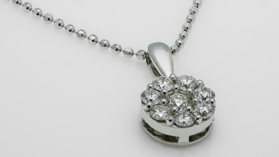 The Four Cs of Diamonds: What Actually Matters When You Buy