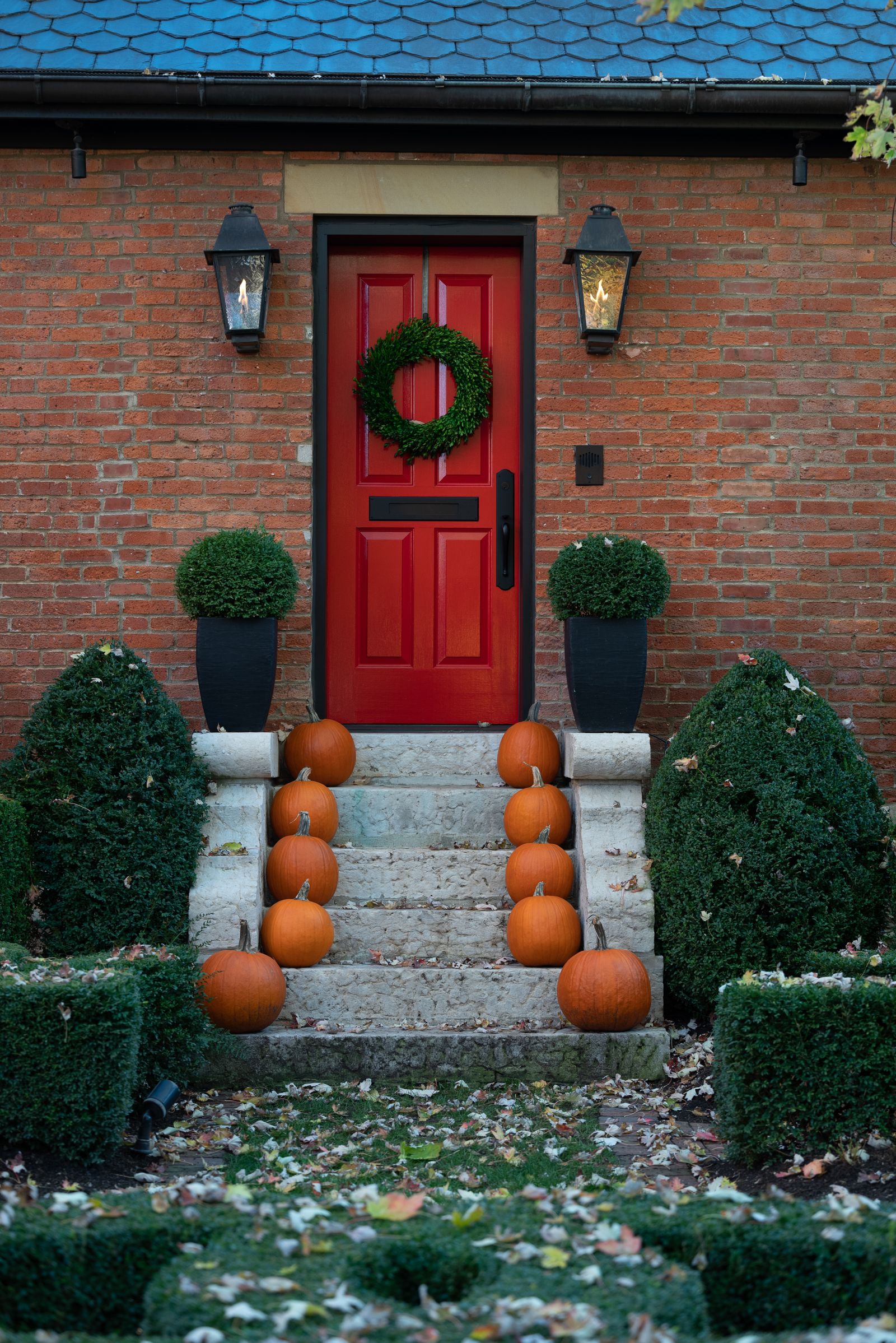 Fall Real Estate Marketing Ideas: A 7-Step Checklist for Agents