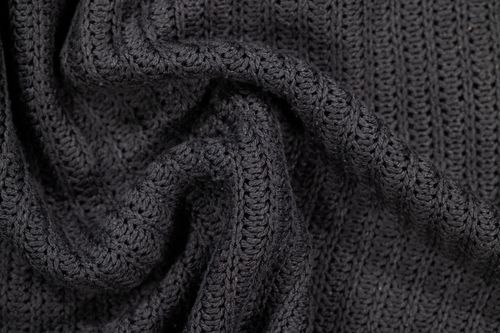 Free Detailed macro shot of gray knitted fabric showcasing intricate crochet texture. Stock Photo
