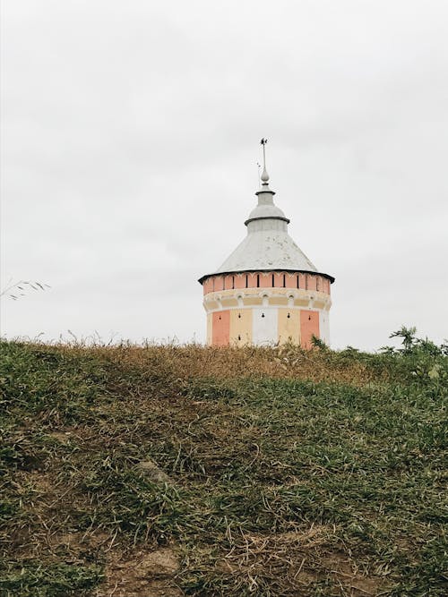 Gratis arkivbilde med ås, fyr, retning