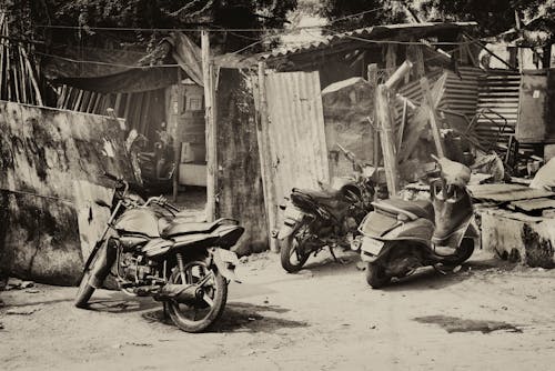 Безкоштовне стокове фото на тему «відтінки сірого, монохромний, Мотоцикли»