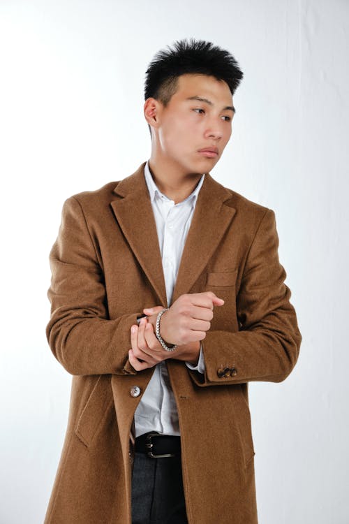 Foto d'estoc gratuïta de asiàtic, home, jaqueta de cotó
