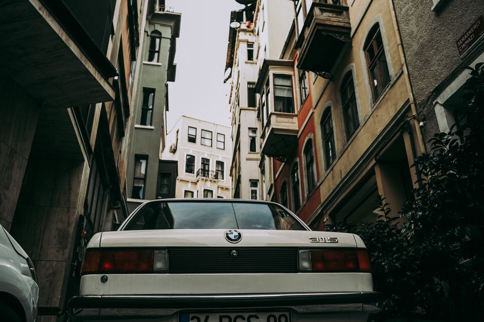 1977 BMW 320I WITH JUST 9000 MILES FOR SALE ON