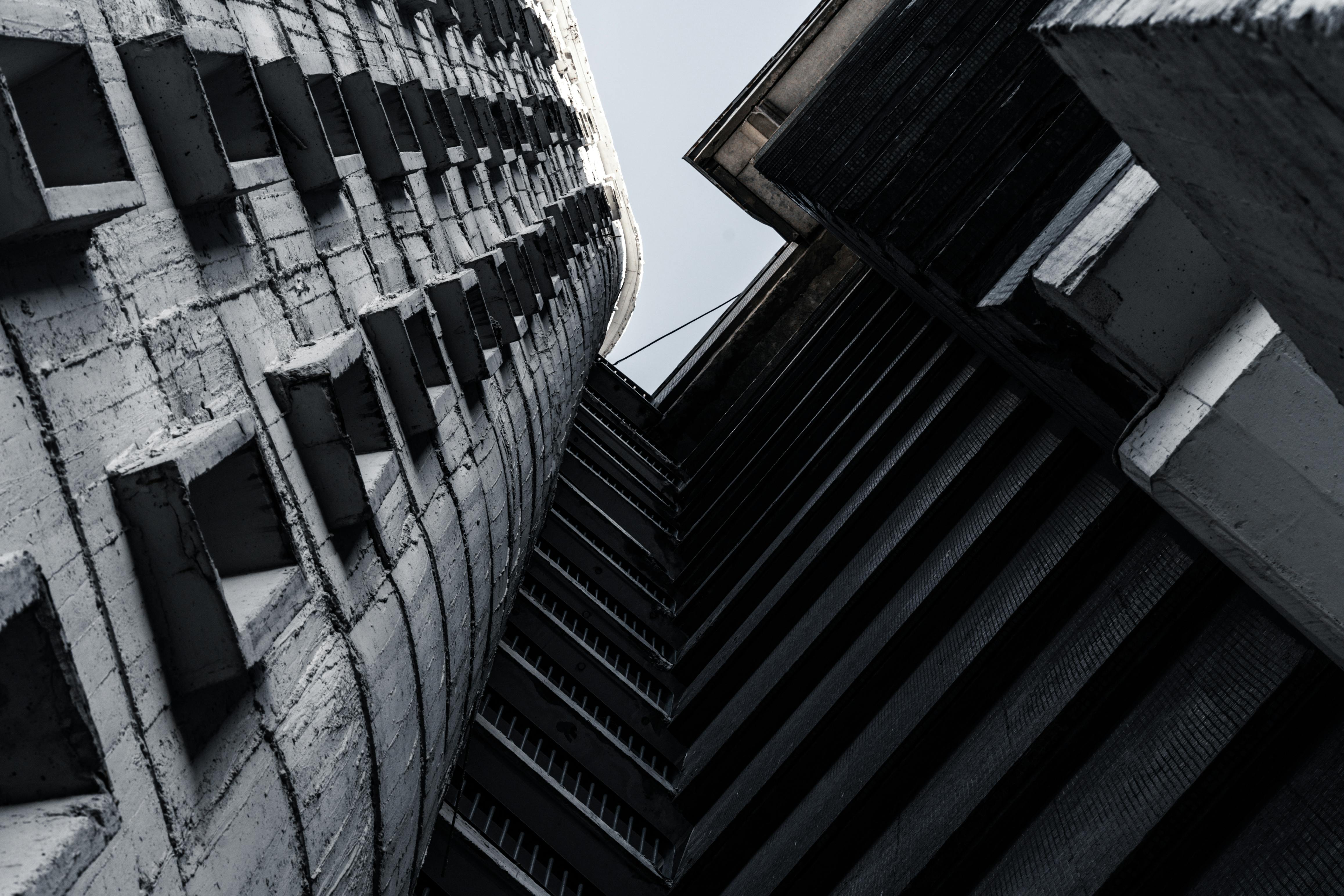 fitment architecture e‑commerce accuracy — Photo by Nikita  Grishin on Pexels