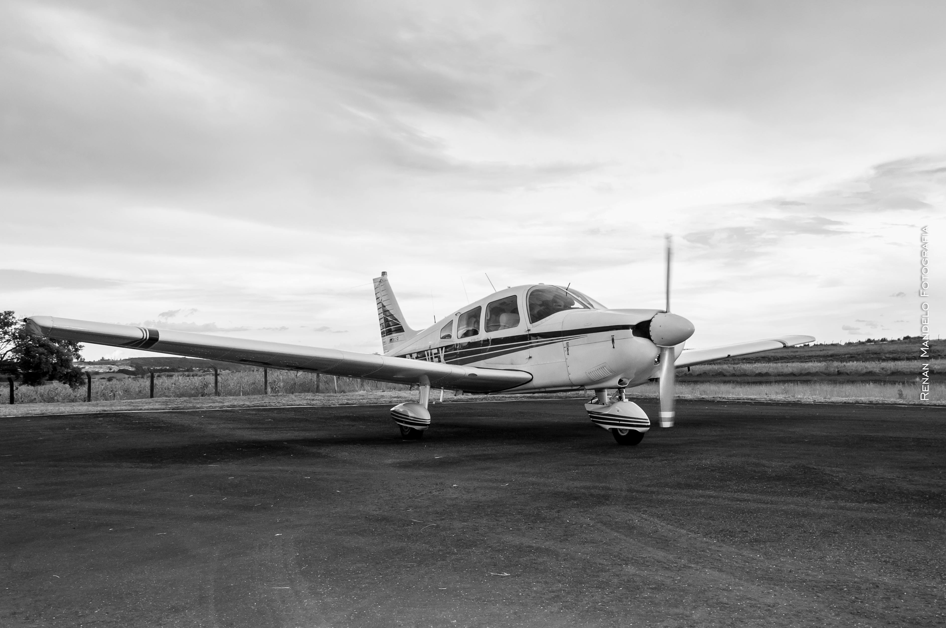 Free stock photo of aircraft, airplane, black and white