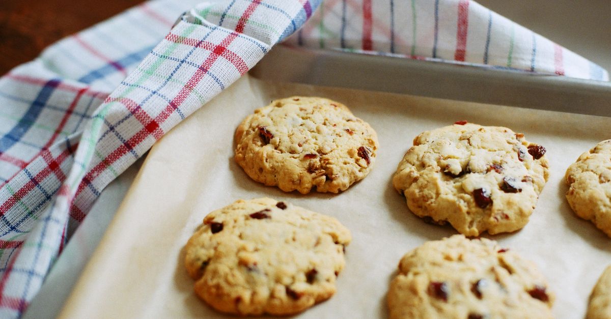 Why Your Homemade Cookies Are Hard, Not Chewy (And The Simple Shifts That Guarantee Soft Perfection Every Time)