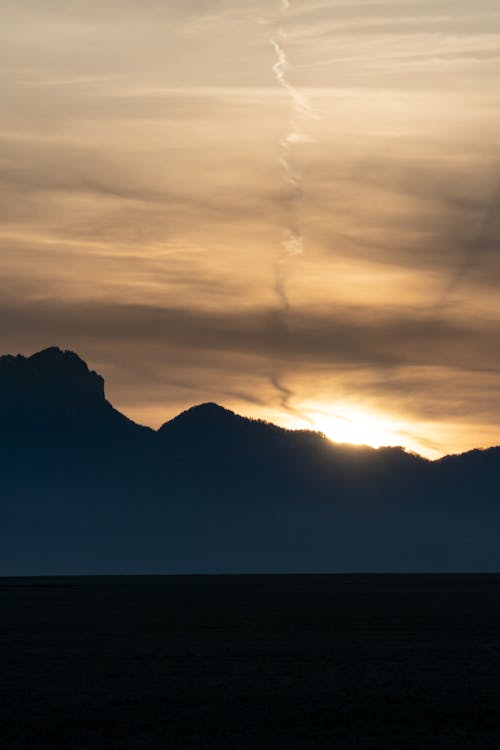 Free Silhouette of Mountain during Sunset Stock Photo