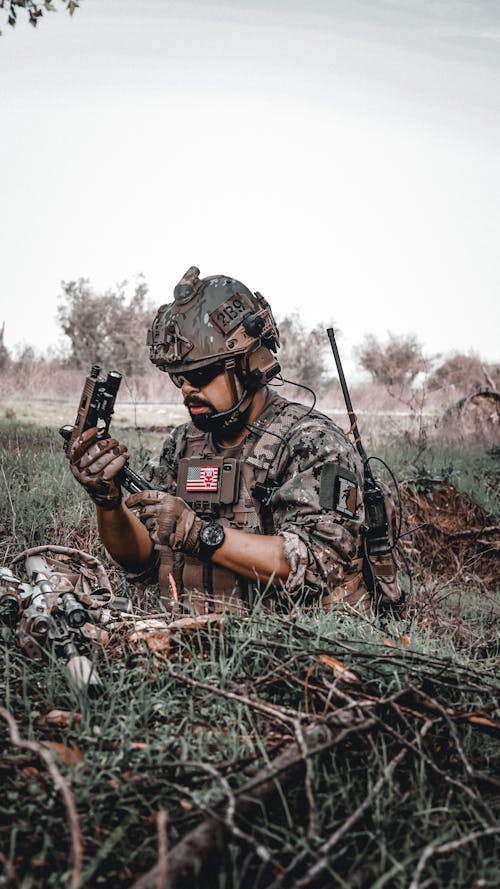 Gratis stockfoto met camouflage, geweer, leger Stockfoto