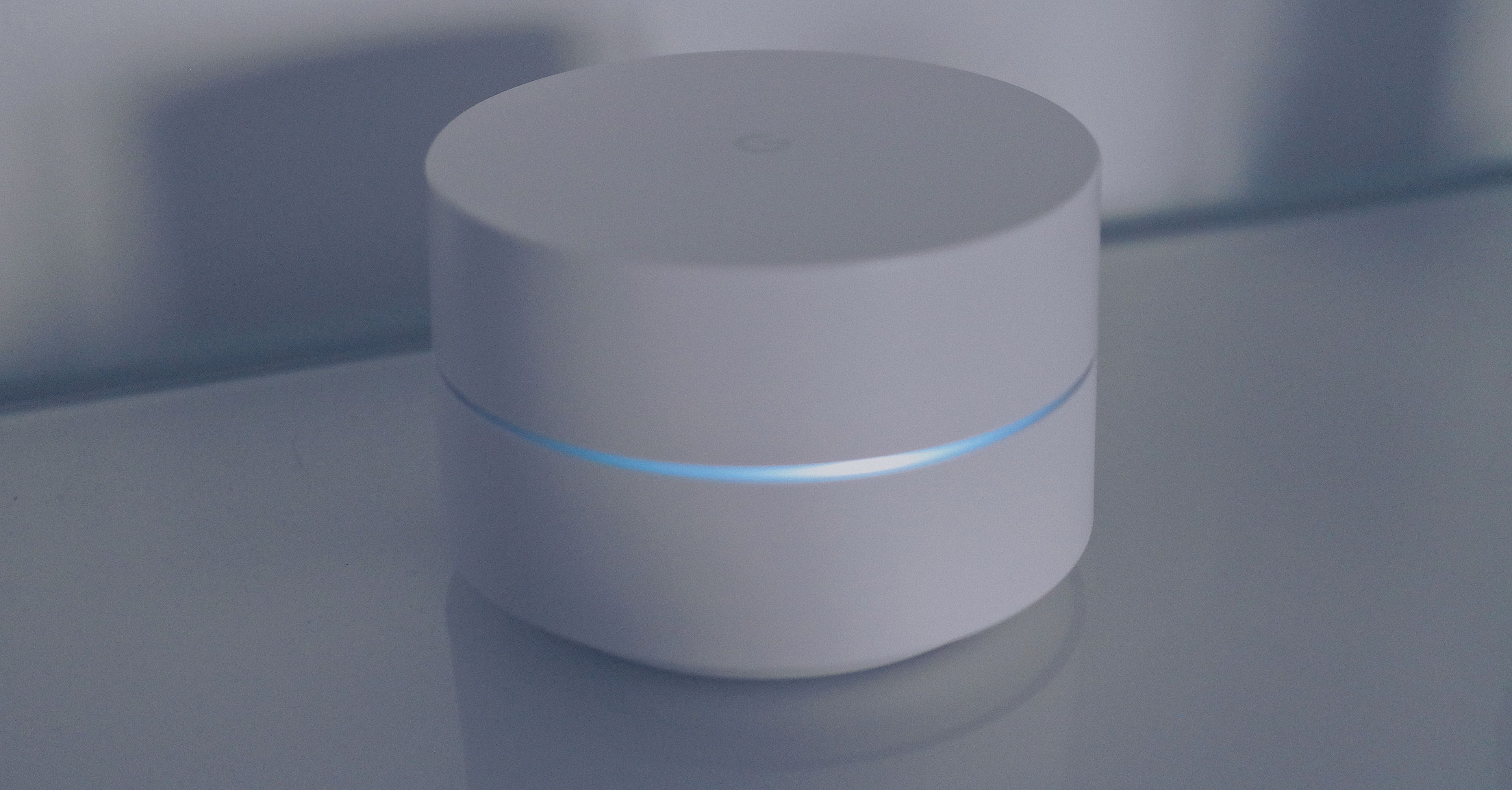 Router bezprzewodowy z antenami