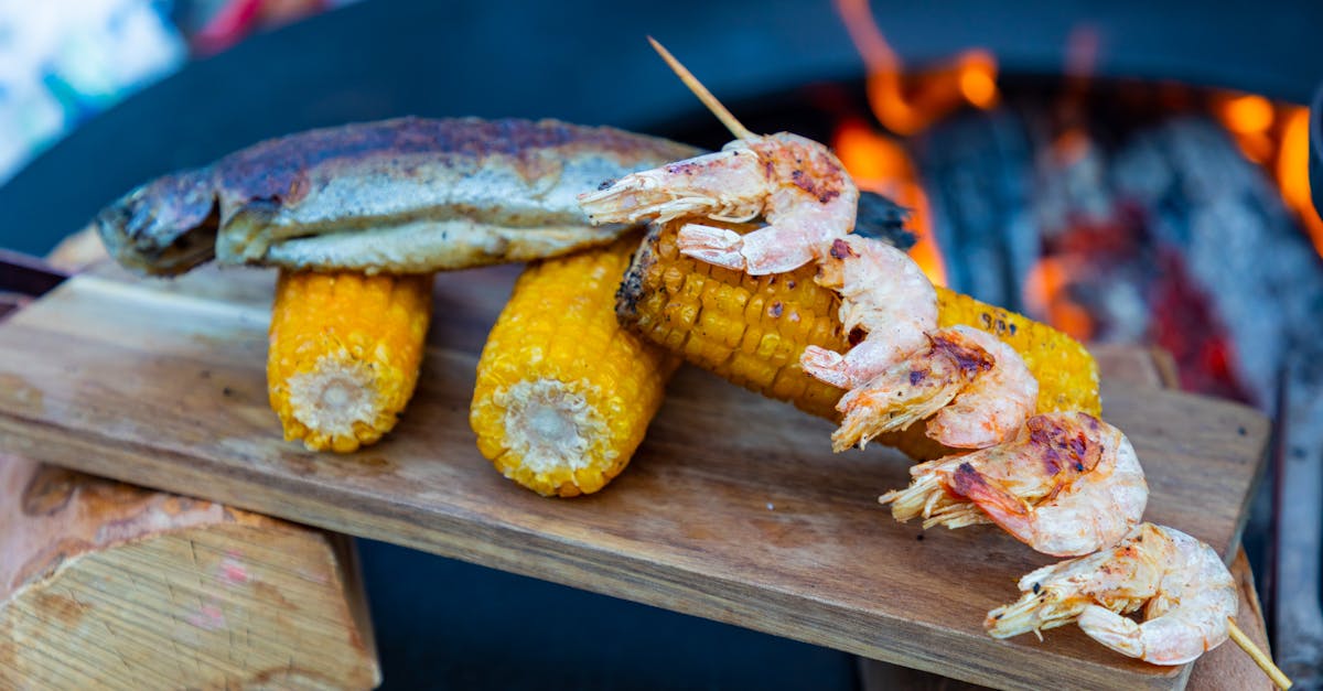 How to clean corn for grilling