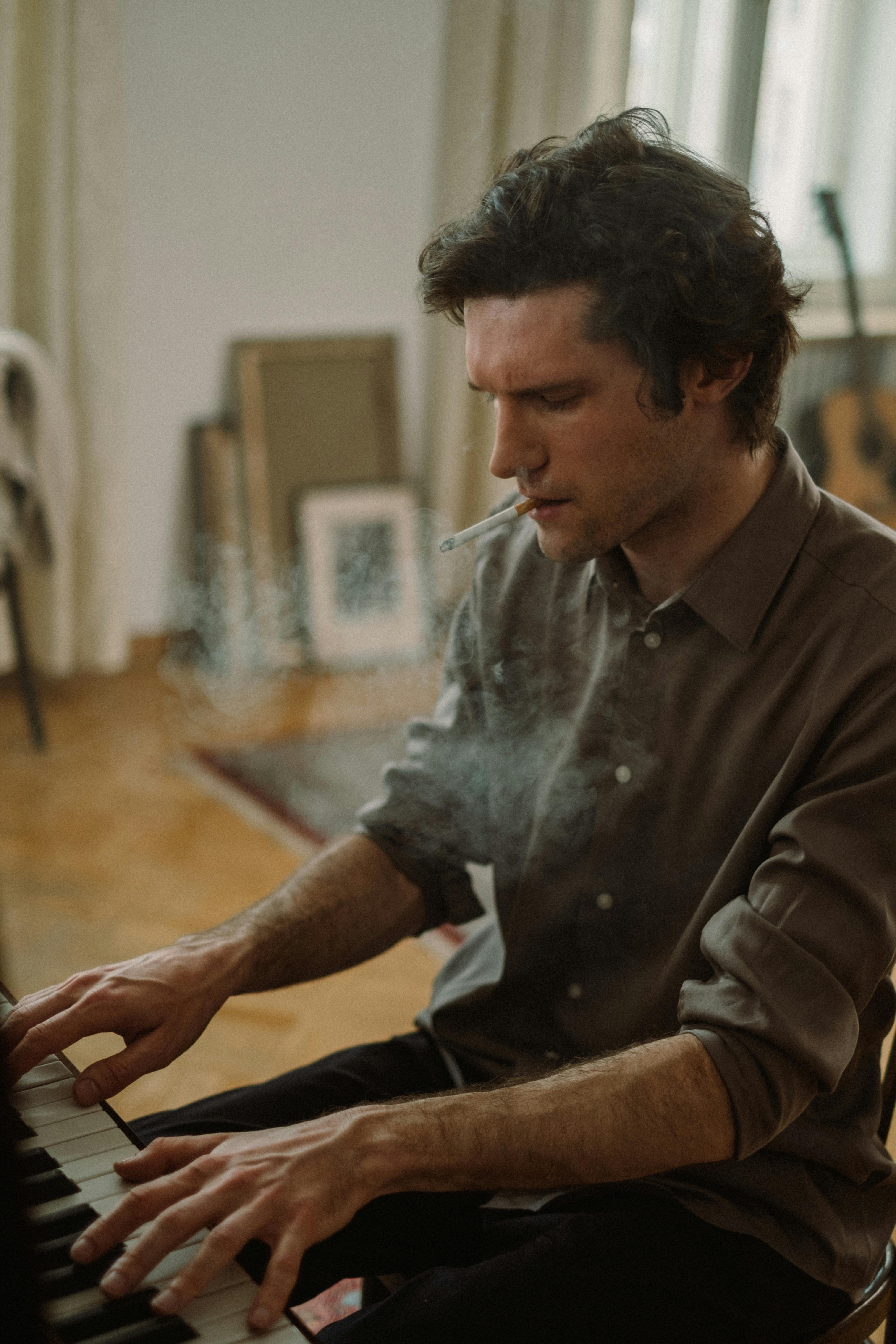 Ingyenes stockfotó ajánlás, alkotás, barna ing témában Stockfotó