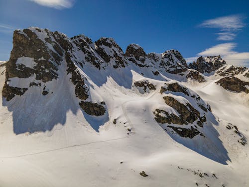 Gratis stockfoto met berg, bergtop, blauwe lucht