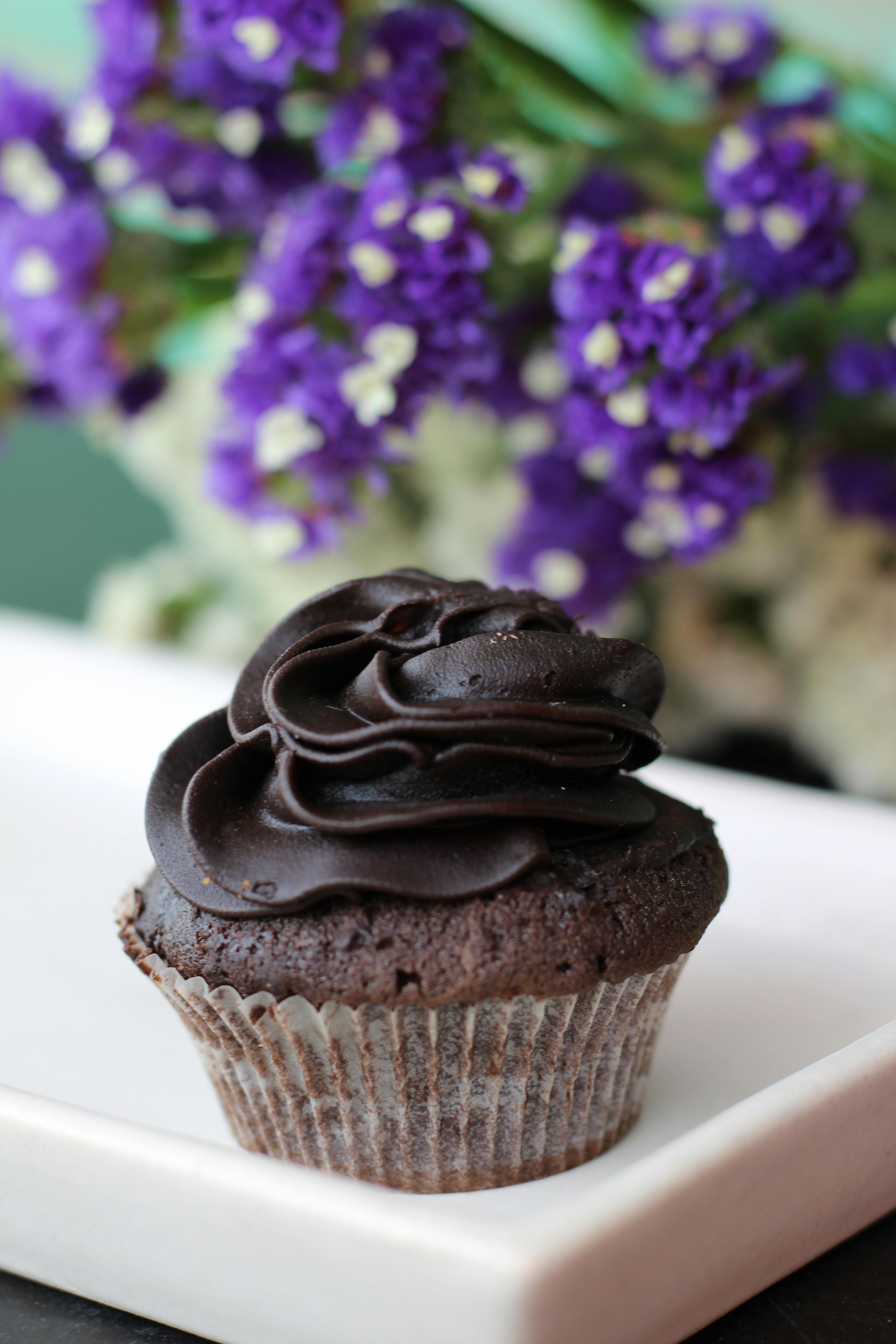 Nahaufnahme Fotografie Von Schokoladen Cupcake · Kostenloses Stock-Foto
