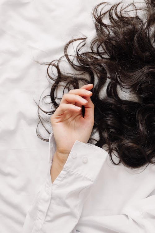 Fotos de stock gratuitas de cabello, cabellos, cama