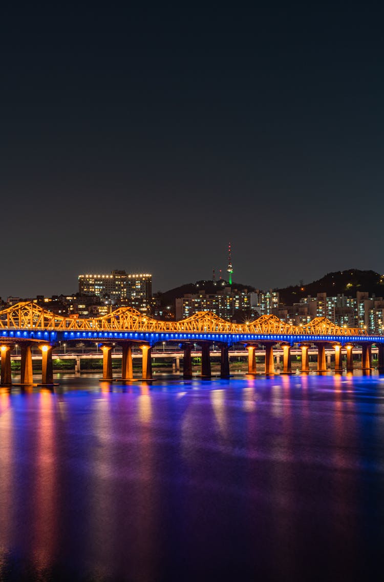 Dongho Bridge Over Han River In Seoul, South Korea During Night Time