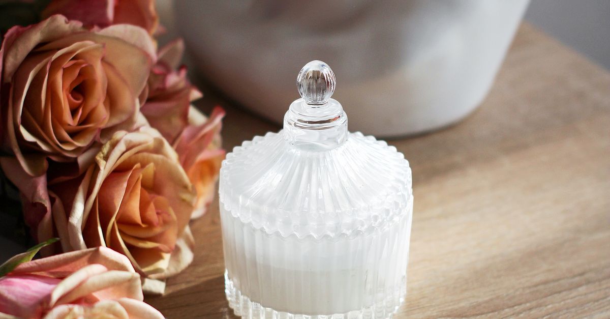 Glass Container With Roses Glass Container, Bust and Tea Roses · Free Stock Photo